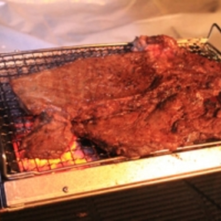 気ままにアウトドア!炭火で味噌漬け牛ステーキ